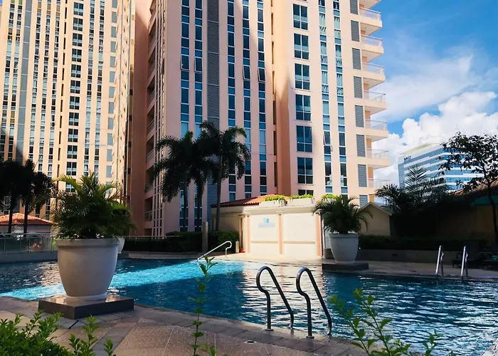Grand View Venice 1br With Balcony Near Bgc Manila