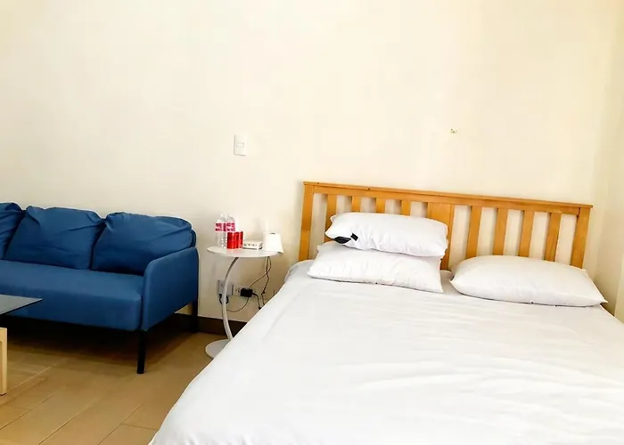 Apartment Grand View Venice 1br With Balcony Near Bgc *