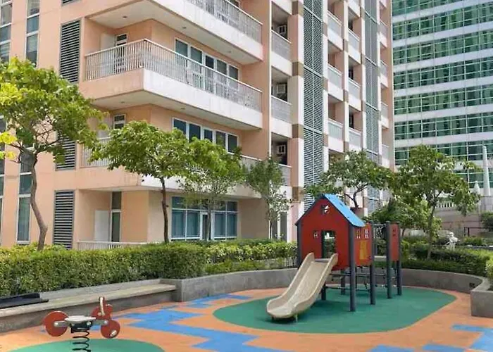 Grand View Venice 1br With Balcony Near Bgc Manila